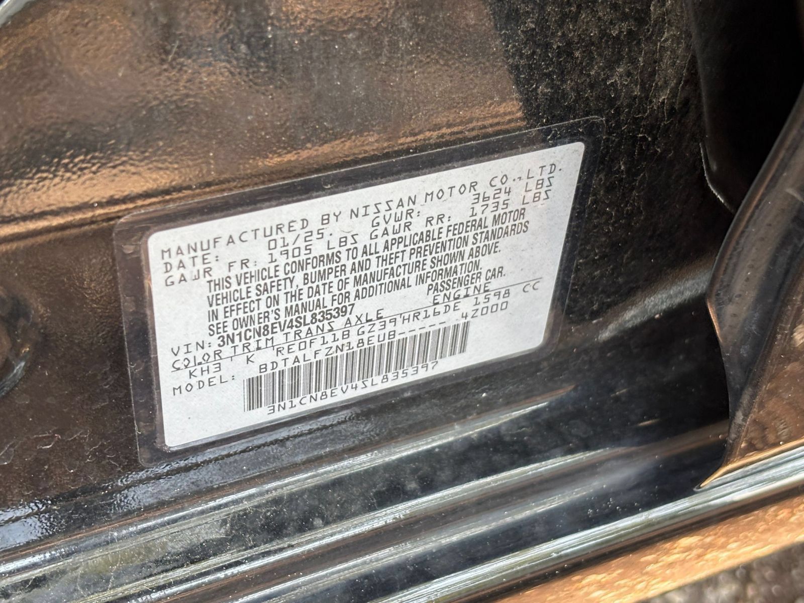 Used 2025 Nissan Versa SV FWD image 27