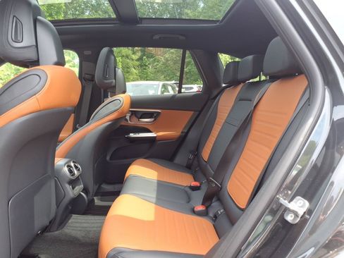 New 2026 Mercedes-Benz GLC 300 4MATIC image 16