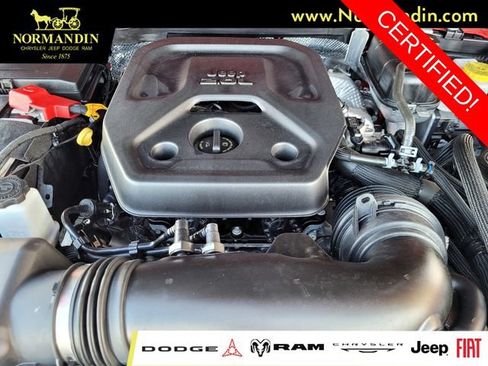 Used 2025 Jeep Wrangler Unlimited Sahara w/ Safety Group AWD/4WD image 20