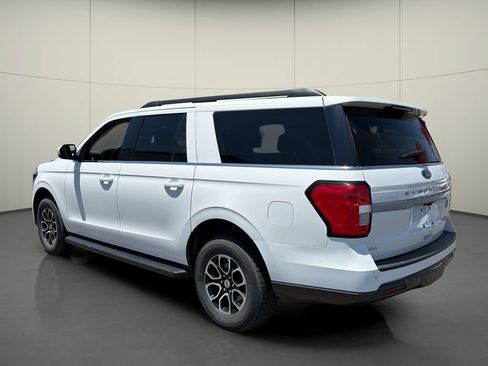 Used 2024 Ford Expedition Max XLT RWD image 5