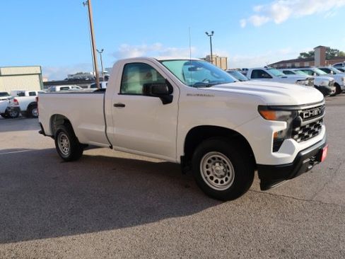 Used 2023 Chevrolet Silverado 1500 W/T w/ WT Value Package image 3
