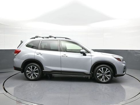 Used 2021 Subaru Forester Limited image 5