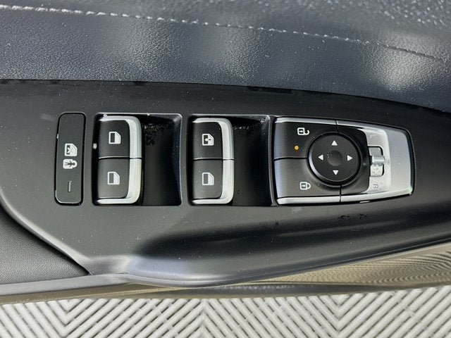 New 2025 Kia K5 LXS FWD image 17