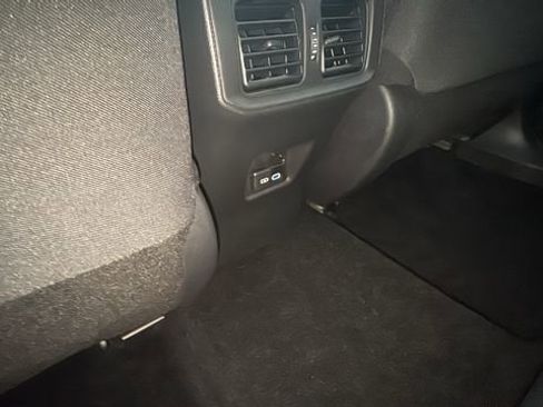 Used 2024 Toyota RAV4 XLE w/ Convenience Package image 25