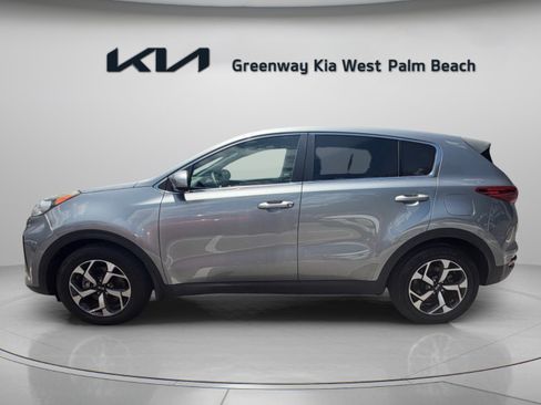 Certified 2021 Kia Sportage LX FWD image 4
