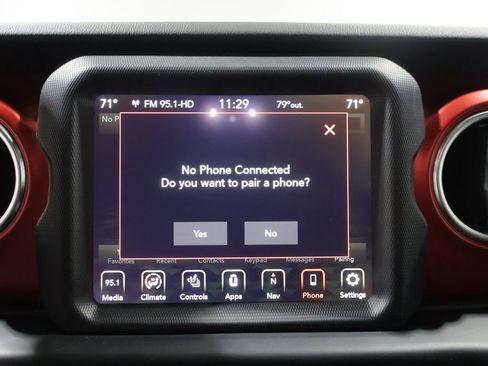 Used 2023 Jeep Gladiator Rubicon w/ LED Lighting Group AWD/4WD image 25