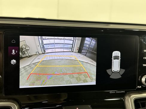 Used 2022 Kia Sorento S w/ Panoramic Sunroof Package image 21