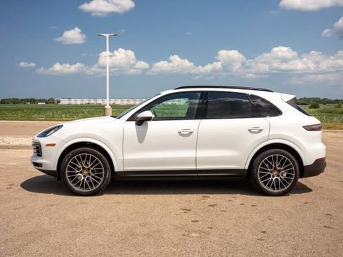 Used 2020 Porsche Cayenne AWD/4WD image 4