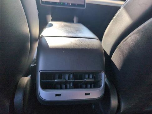 Used 2020 Tesla Model 3 Long Range image 17