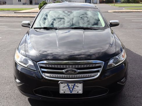 Used 2010 Ford Taurus Limited image 12