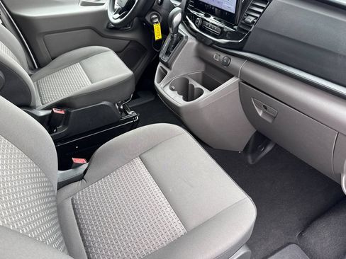 Used 2025 Ford Transit 350 XLT RWD image 23