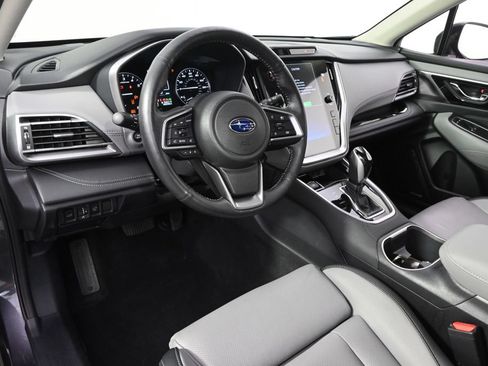 Used 2025 Subaru Outback Limited AWD/4WD image 12