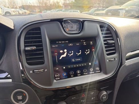 Used 2023 Chrysler 300 S w/ Comfort Group image 19