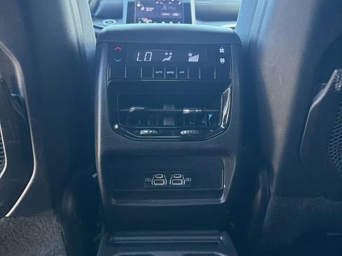 Certified 2024 Jeep Grand Cherokee L Laredo AWD/4WD image 23