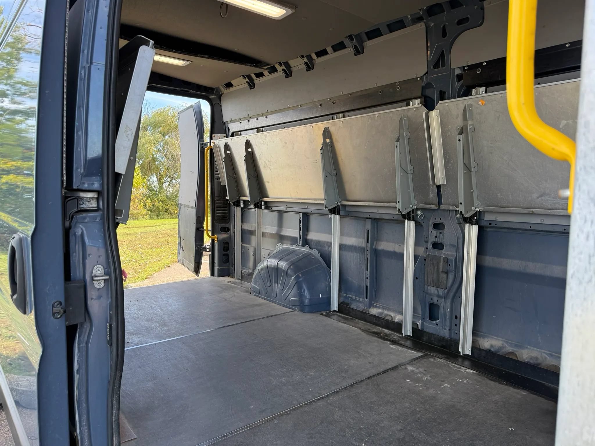 Used 2020 RAM ProMaster 3500 FWD image 16