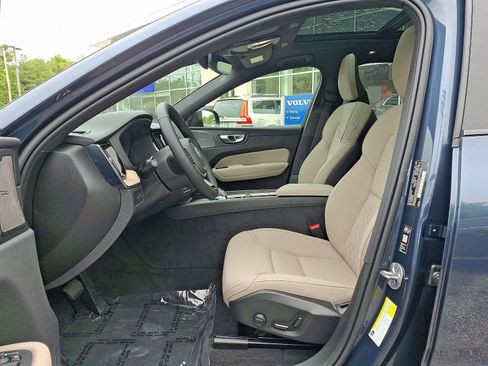 Certified 2026 Volvo XC60 T8 Plus w/ Climate Package AWD/4WD image 13