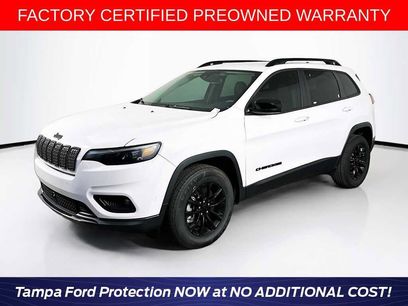 Used 2023 Jeep Cherokee Altitude Lux