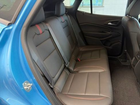Used 2025 Chevrolet Trax RS w/ Driver Confidence Package image 37