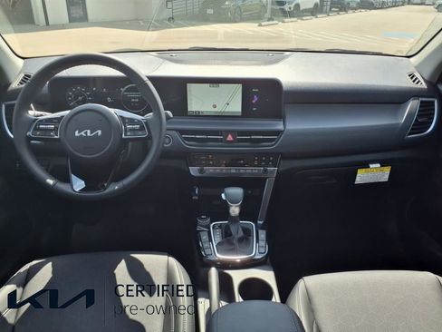 Certified 2026 Kia Seltos EX w/ EX Sunroof Package image 3