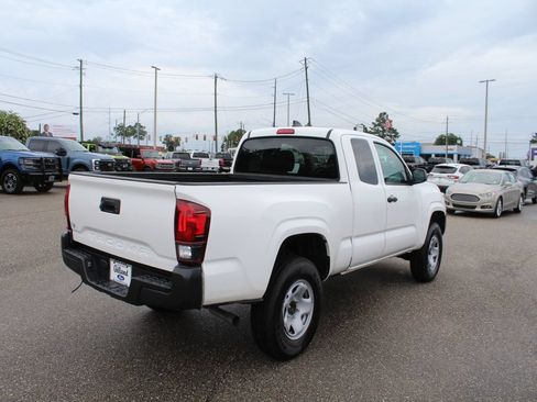 Used 2021 Toyota Tacoma SR RWD image 10
