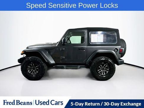 Used 2024 Jeep Wrangler Sport AWD/4WD image 5