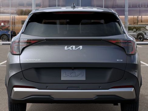 New 2026 Kia Sportage LX image 13