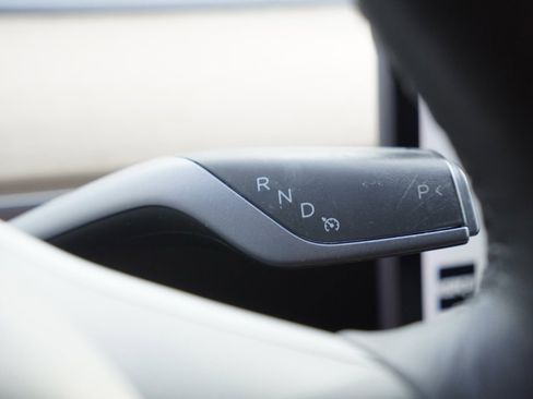 Used 2021 Tesla Model 3 Long Range image 10