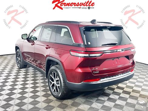 New 2025 Jeep Grand Cherokee Limited image 5