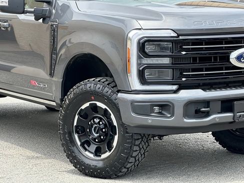 New 2026 Ford F350 Platinum w/ Tremor Off-Road Package AWD/4WD image 43