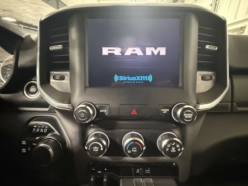 Used 2024 RAM 2500 Big Horn w/ Bed Utility Group image 26