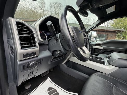 Used 2022 Ford F250 Lariat image 18