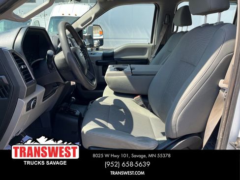 Used 2018 Ford F550 4x4 Crew Cab Super Duty image 5