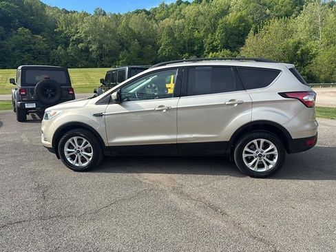 Used 2018 Ford Escape SEL AWD/4WD image 8