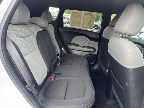Used 2016 Kia Soul + w/ Eco Package FWD image 17