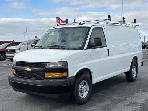 New 2025 Chevrolet Express 2500 w/ Driver Convenience Package image 15