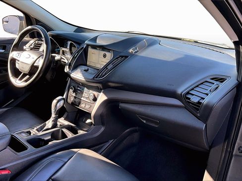 Used 2019 Ford Escape SEL image 15