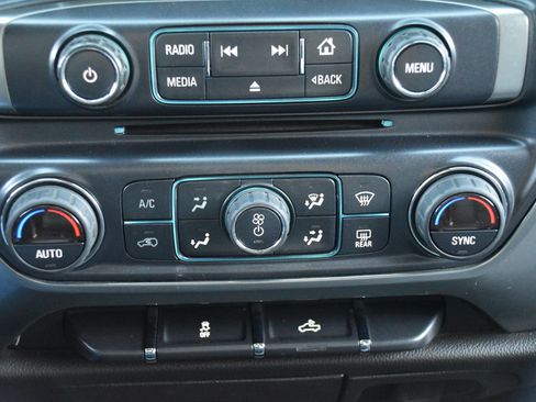 Used 2019 Chevrolet Silverado 1500 LT w/ All Star Edition RWD image 38
