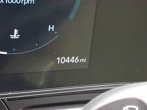 Certified 2025 Hyundai Kona SEL AWD/4WD image 19