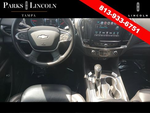 Used 2018 Chevrolet Traverse LT FWD image 13