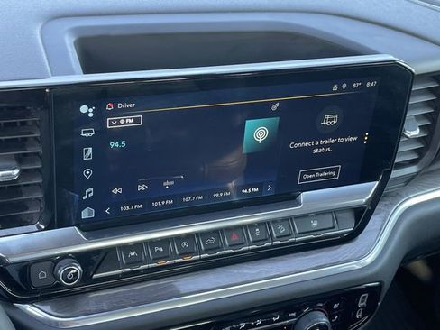 Used 2023 Chevrolet Silverado 1500 LTZ AWD/4WD image 17