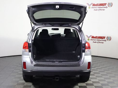 Used 2011 Subaru Outback 2.5i Limited w/ PWR Moonroof Pkg AWD/4WD image 11