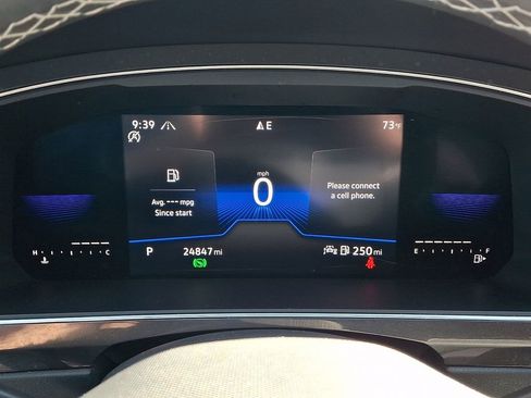 Certified 2023 Volkswagen Tiguan SE w/ Panoramic Sunroof Package image 20