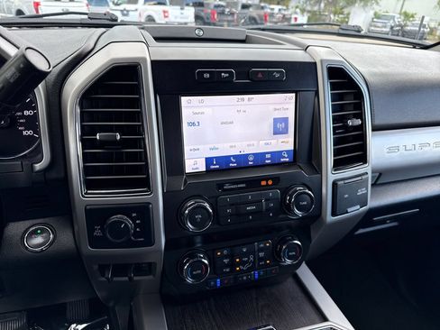 Used 2021 Ford F250 Lariat AWD/4WD image 18