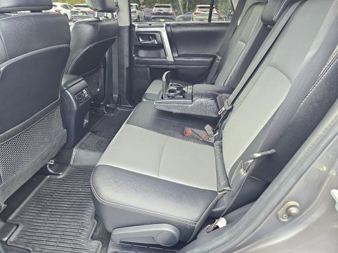 Certified 2022 Toyota 4Runner SR5 Premium image 18