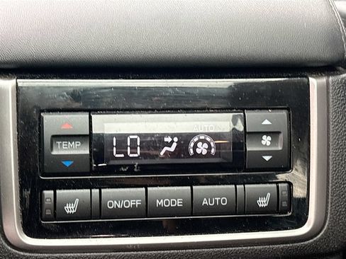 Used 2025 Subaru Ascent Bronze Edition w/ Popular Package #2 AWD/4WD image 28