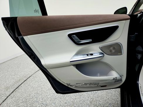 Certified 2023 Mercedes-Benz EQE 500 4MATIC Sedan image 23
