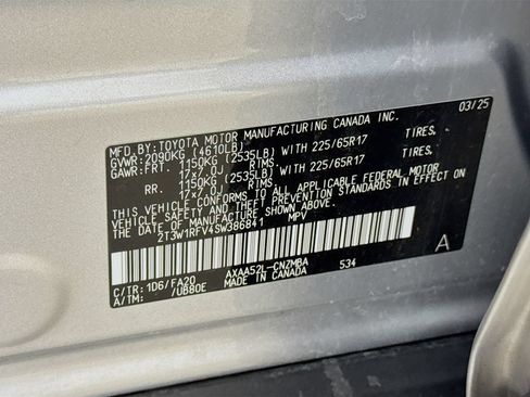 Used 2025 Toyota RAV4 XLE FWD image 29