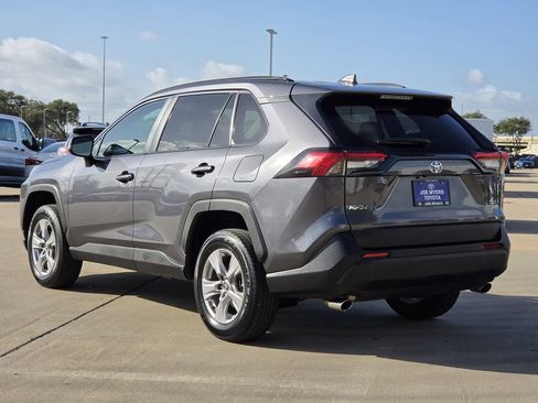 Used 2025 Toyota RAV4 XLE FWD image 7