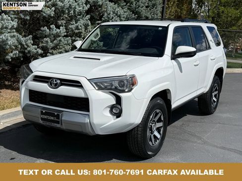 Used 2024 Toyota 4Runner TRD Off-Road AWD/4WD image 3