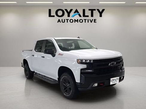 Used 2020 Chevrolet Silverado 1500 LT Trail Boss AWD/4WD image 7